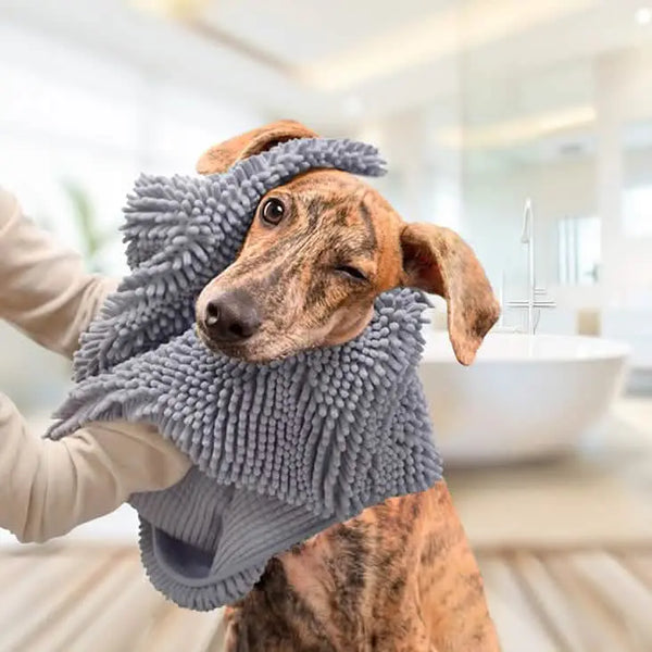 Muddy Mat® Dog Grooming Bundle – Rubber Scrubbers, Doggy Dryer, Muddy Mitt & Aloe Vera & Oatmeal Dog Shampoo for Itchy Skin Relief, Smelly Dogs & Sensitive Coats – 17 oz