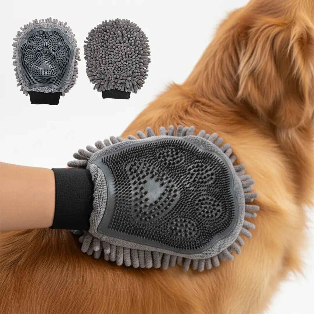 Front view of Muddy Mat Dog Washing Gloves showcasing dual-sided TPR brush and chenille microfiber surfaces on a dog